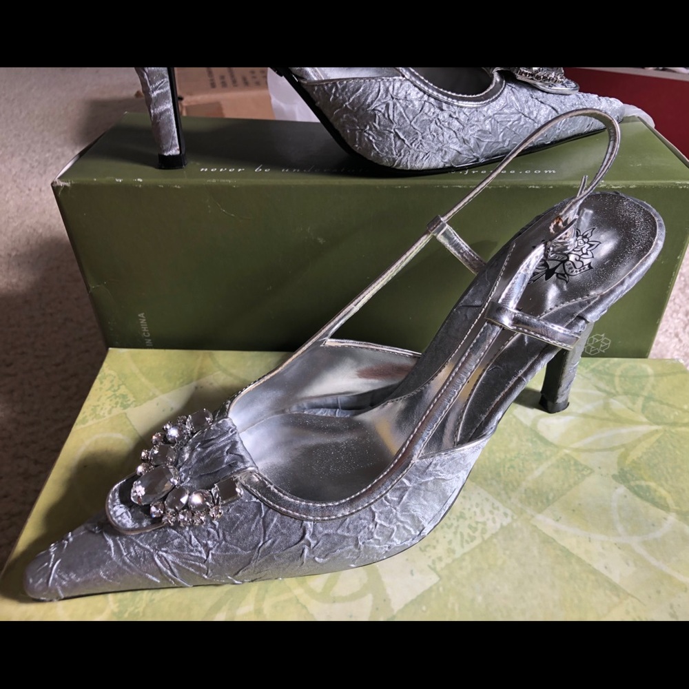 J Renee Shoes